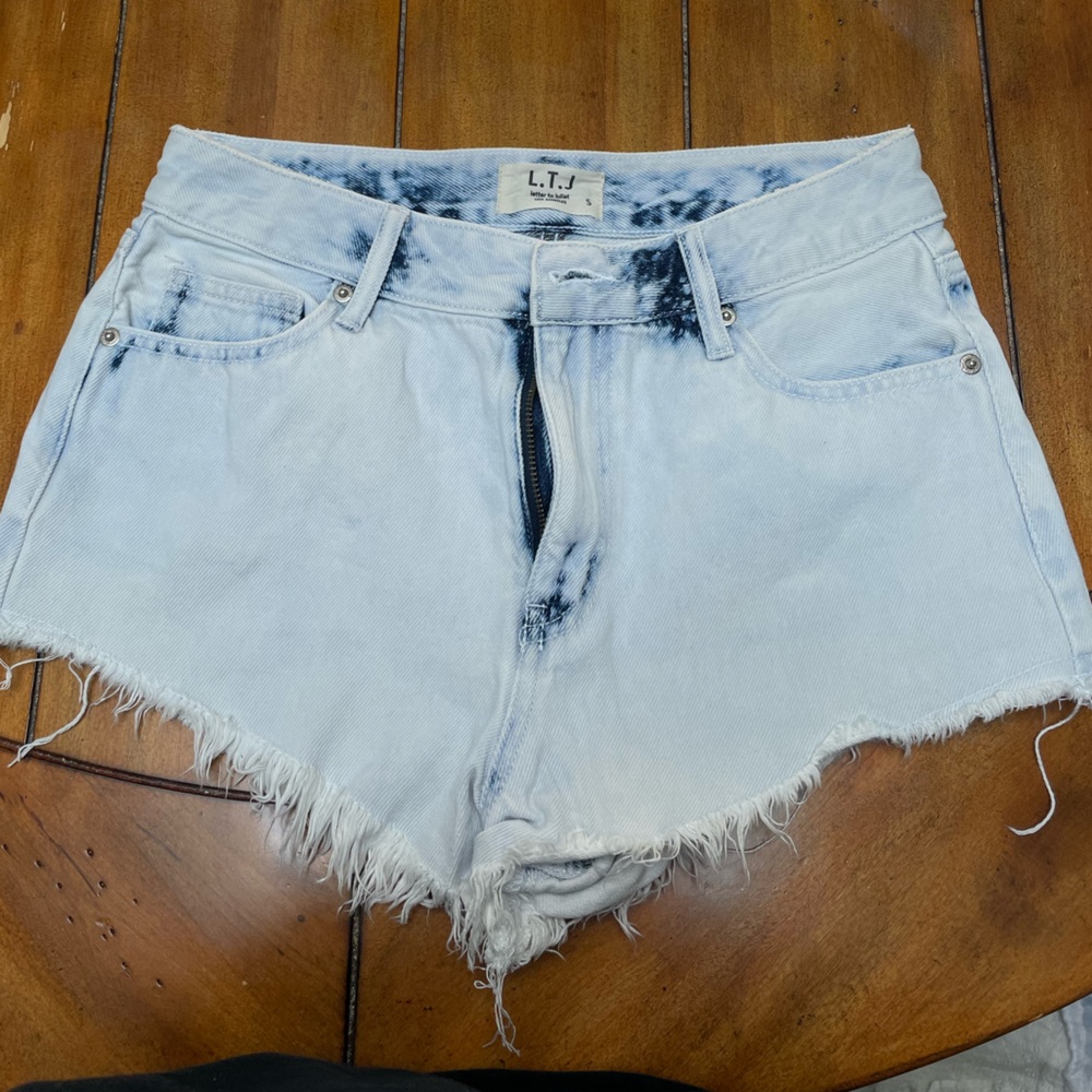 LTJ high waisted light wash jean shorts